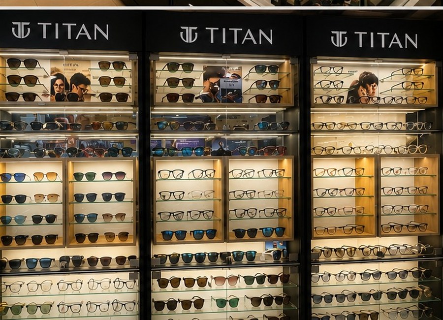 Sunglasses and eyewear wall